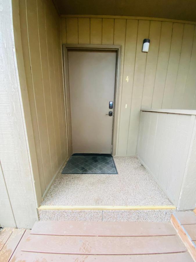 Beautiful 2 Bedroom 1 Bath Apartment With Private Garage Anchorage Exterior foto